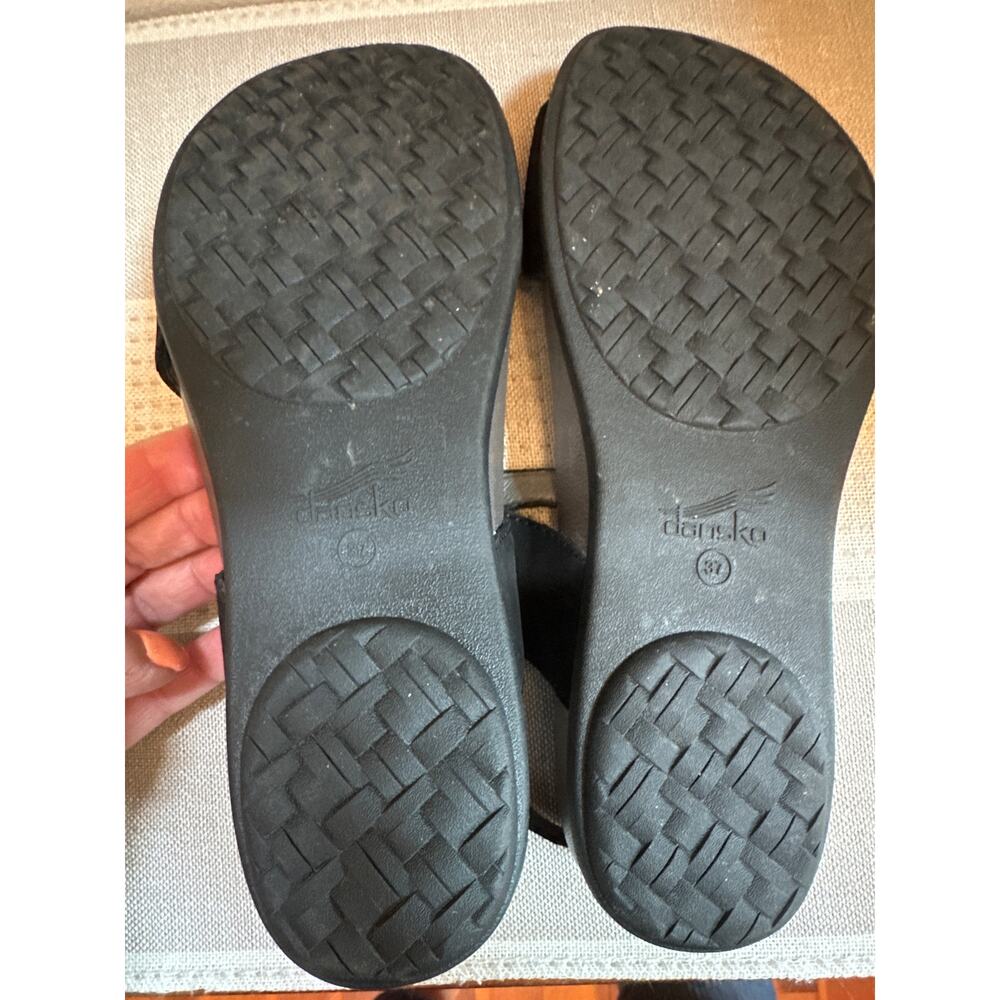 Dansko Jordyn Leather Adjustable Sandal in Black Size 37/ US 7 - Picture 6 of 7